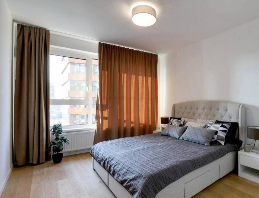 Klinger Apartment Bratislava Buitenkant foto